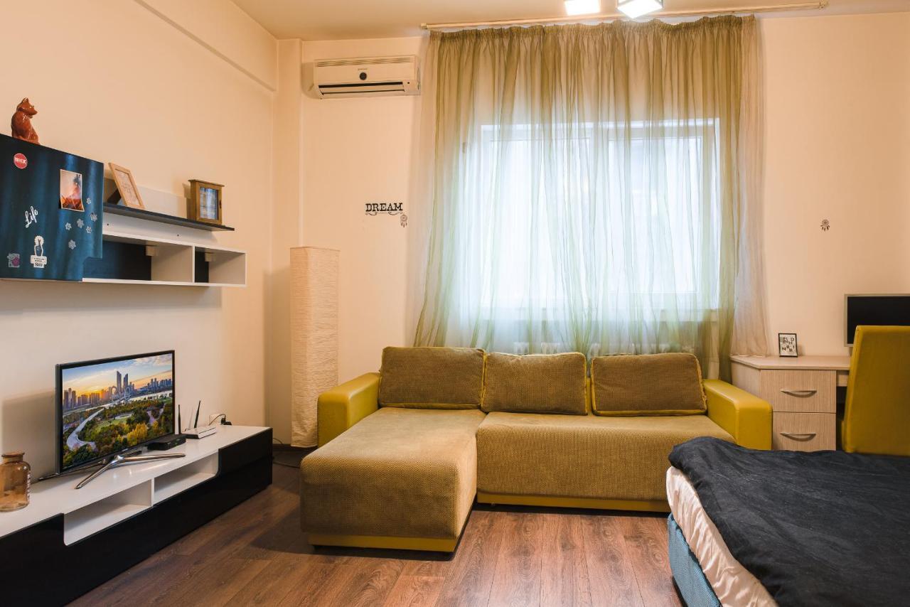 Romana Square Apartment Near Old Town - Ultracentral Location Bucarest Extérieur photo